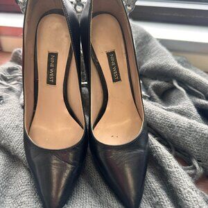 9 WEST BLACK HEELS / PUMPS 7.5